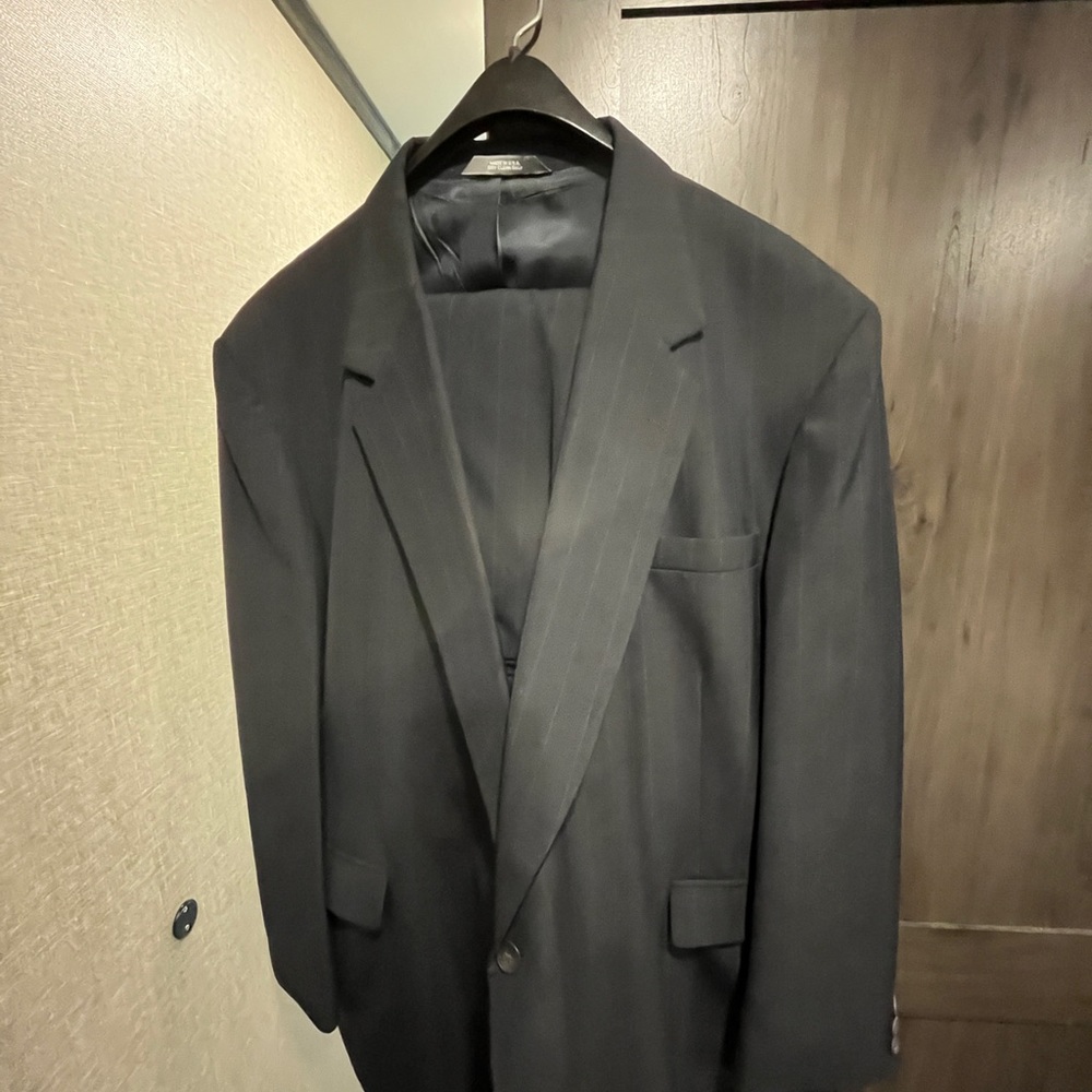 2 men’s suits  54r jackets. 44x30 pants.